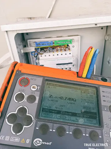 TRUE ELECTRICS - instalacje elektryczne i klimatyzacje